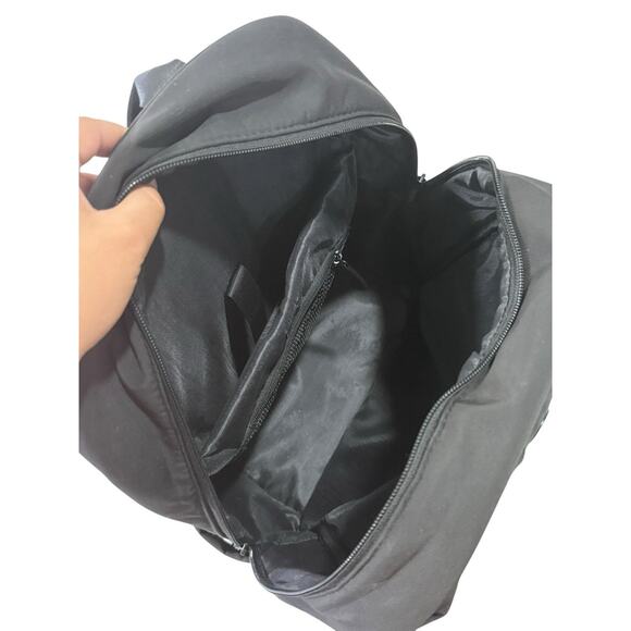 Joan & David Black Nylon Laptop Bag Backpack Travel Diaper Bag Hiking READ - Picture 11 of 13